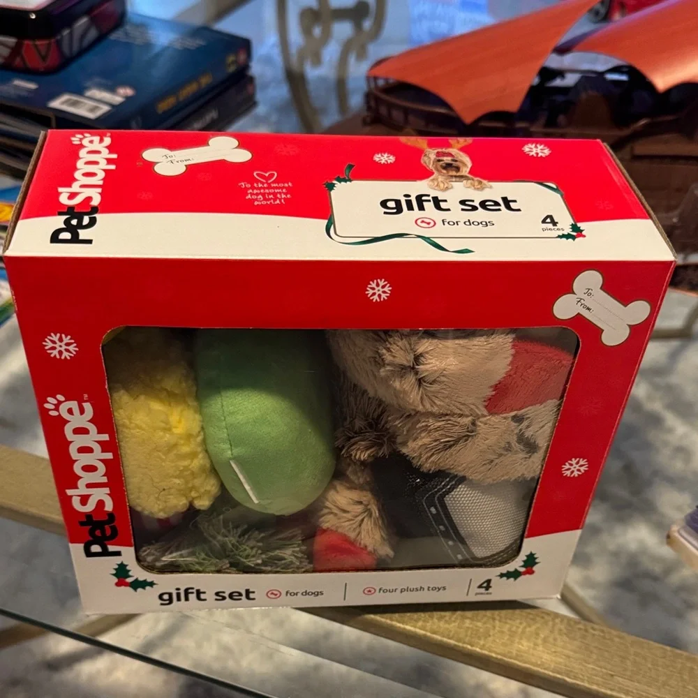 Holiday Gift Set Plush 4 x Dog Toys - Red, Green, Yellow Pet Shoppe